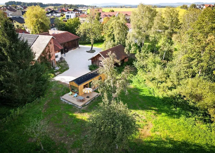 Klingerei - Tiny House Wiese - Your Austrian Ferienhaus Seewalchen